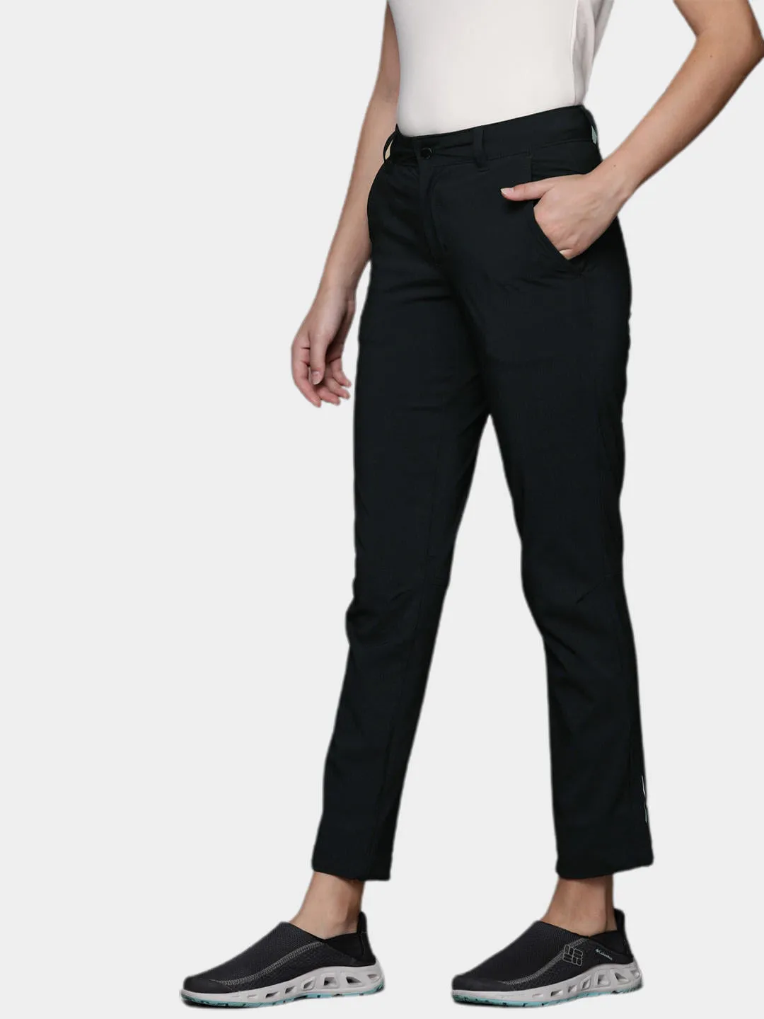 Columbia Women Black Omni-Shield Back Beauty Softshell Pant