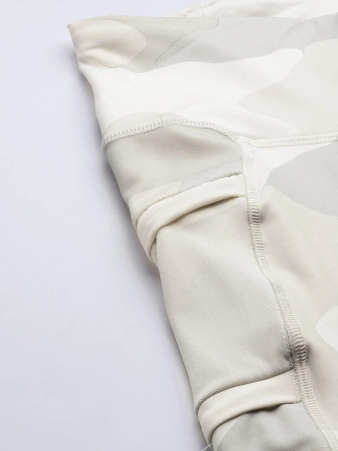 Columbia Women White Omni-Wick Windgates II Legging