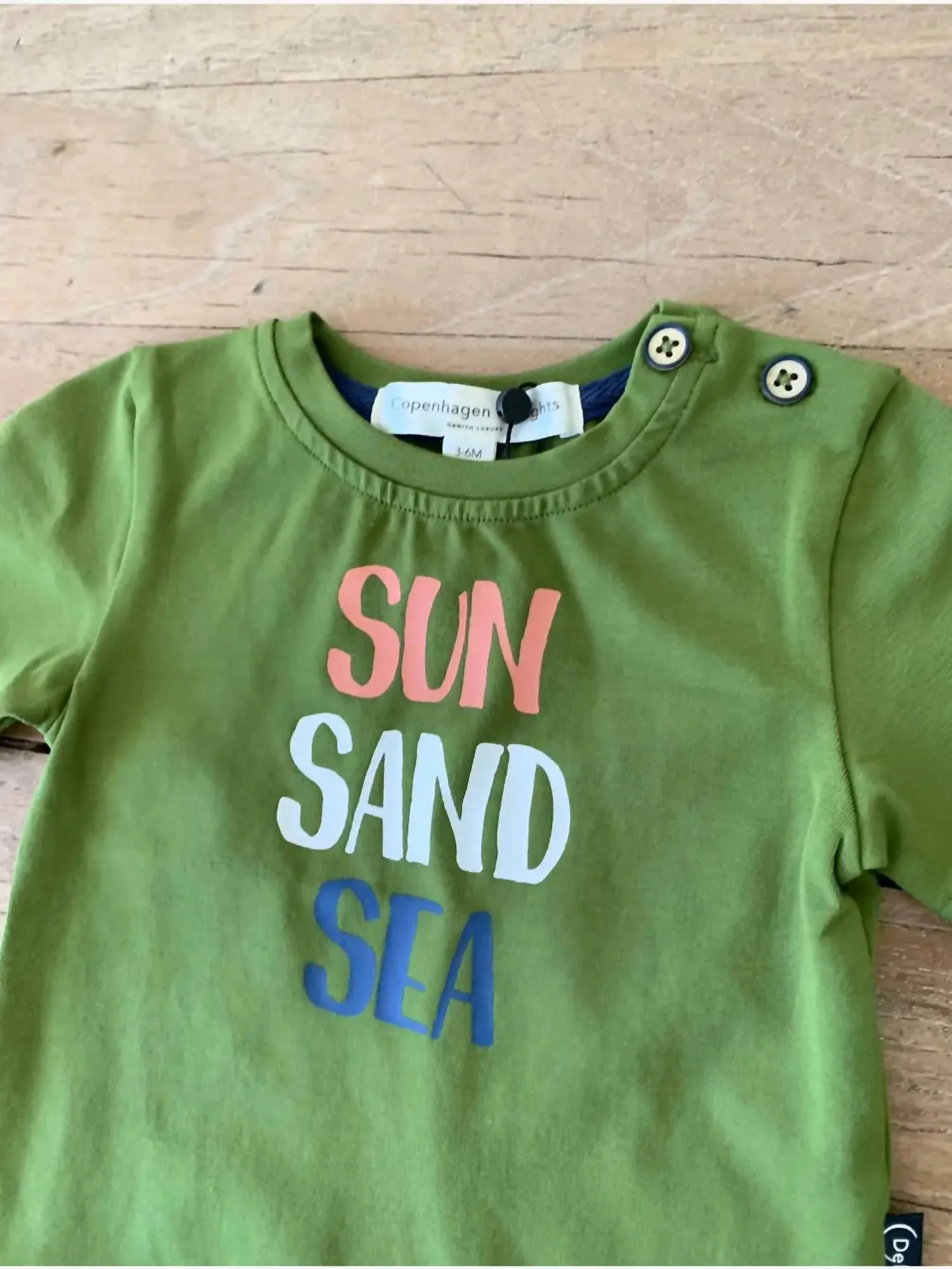 Kids' Sun Sand Sea Tee In Green
