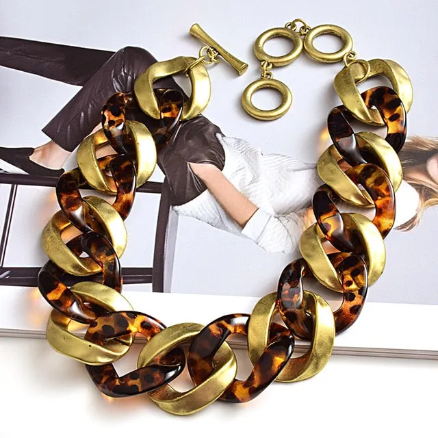 Matte-Gold Acrylic Necklace Anna Kay Co