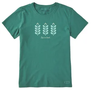 Women's Bold Flowers Short Sleeve Crusher Tee Life is Good