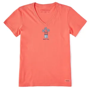 Women's Half Full 3 Daisies Short Sleeve Vee Life is Good