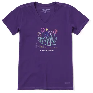 Women's Hiking past Tulips Short Sleeve Crusher-LITE Vee Life is Good