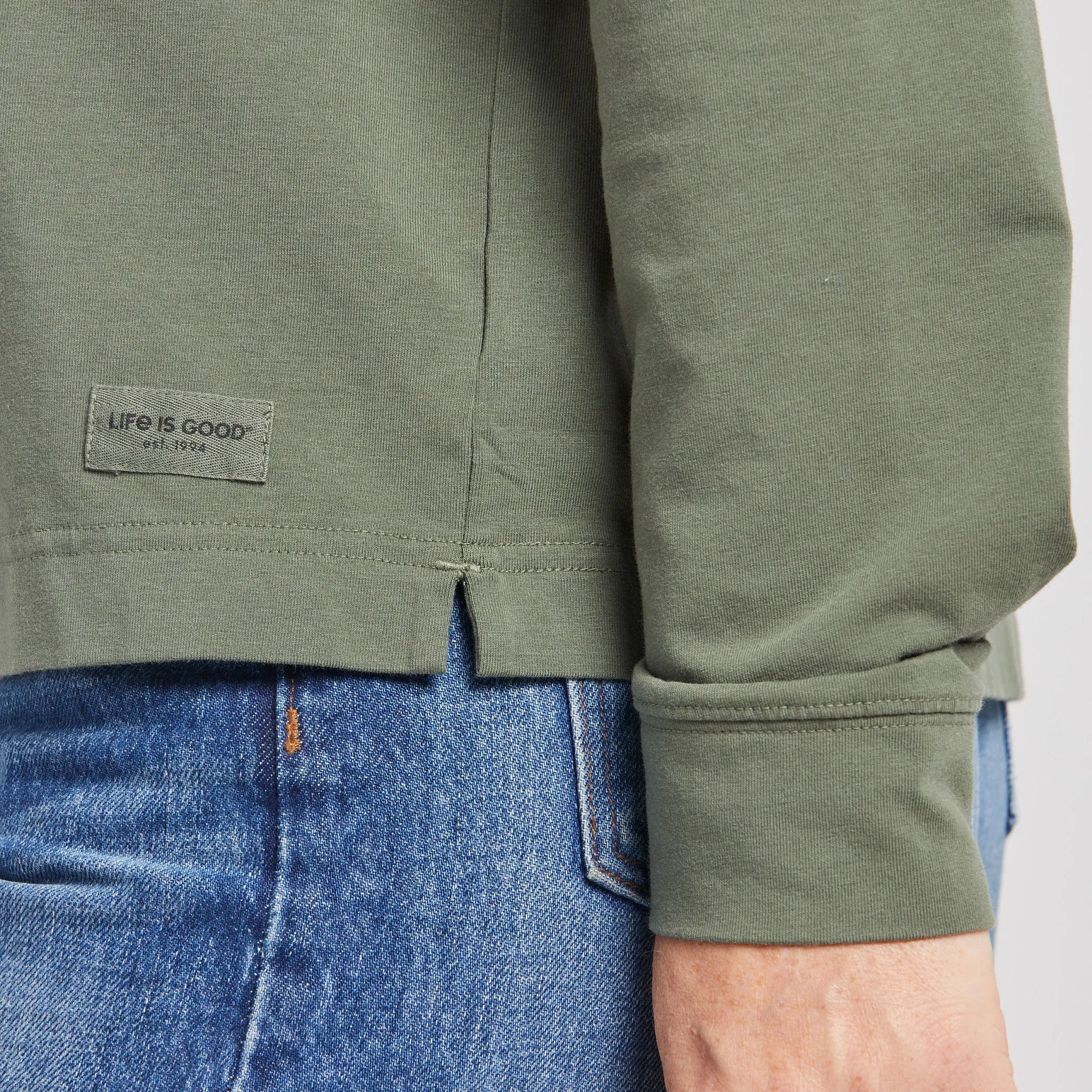 Women's Solid Crusher-FLEX Collared Pullover Life is Good